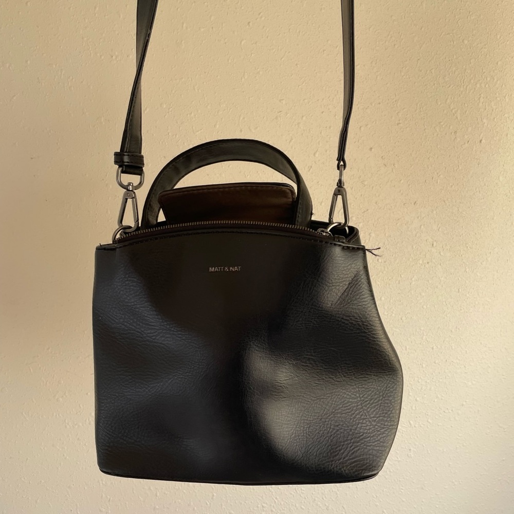 Matt and Nat crossbody purse